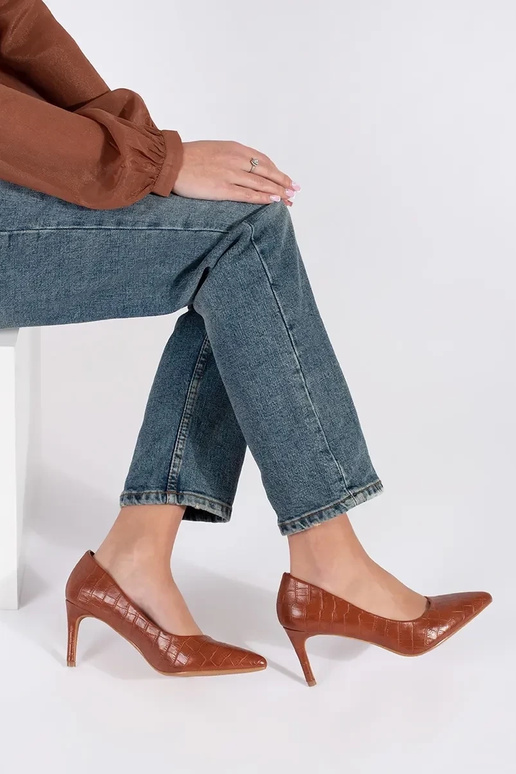 Braune High Heels auf Absatz Braune High Heels auf Absatz