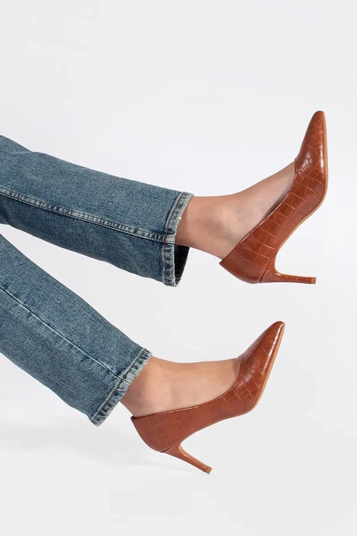 Braune High Heels auf Absatz Braune High Heels auf Absatz