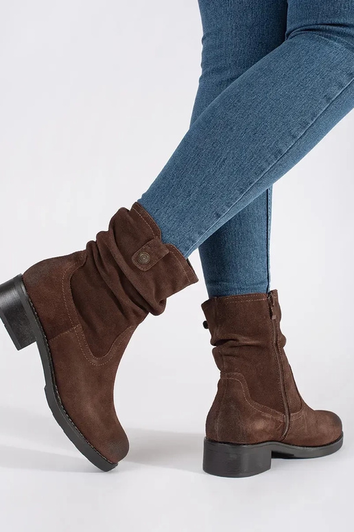 Braune Stiefeletten mit gerafftem...