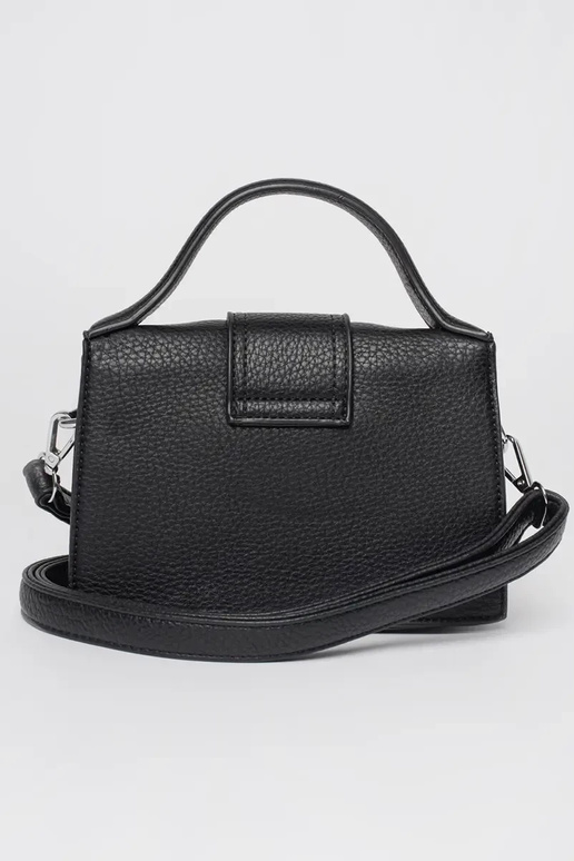 Schwarze kleine Tasche mit Henkel