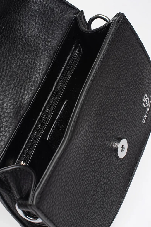 Schwarze kleine Tasche mit Henkel