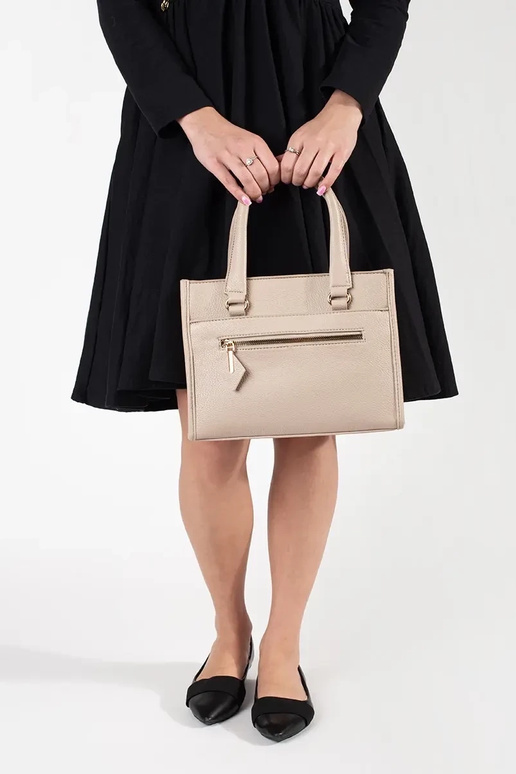 Elfenbeinfarbener Handtasche mit... Elfenbeinfarbener Handtasche mit...