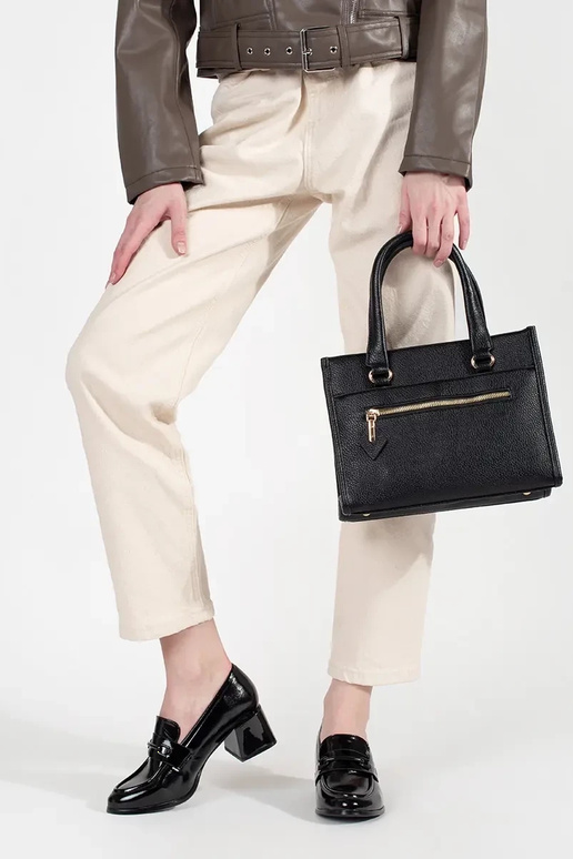 Schwarze Handtasche mit Reißverschluss