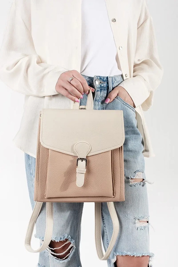 Rucksack in Elfenbeinfarbe 2