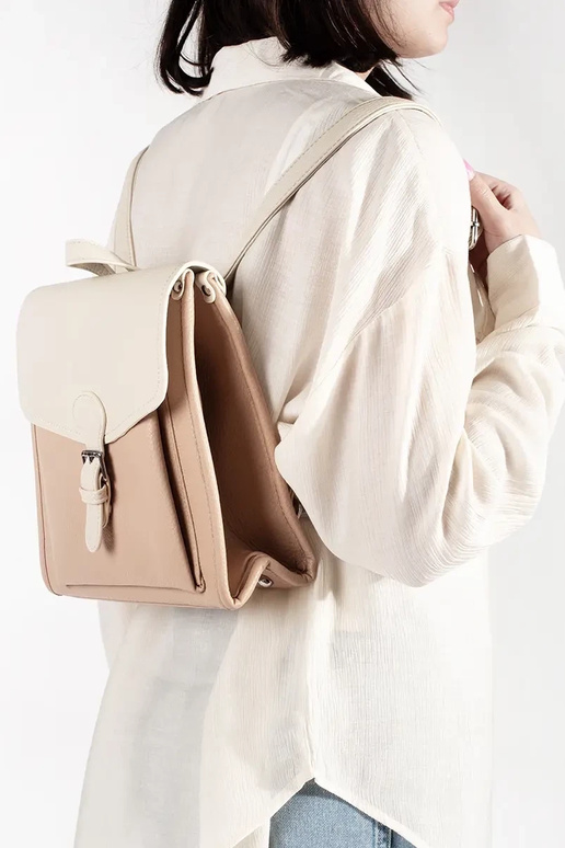 Rucksack in Elfenbeinfarbe