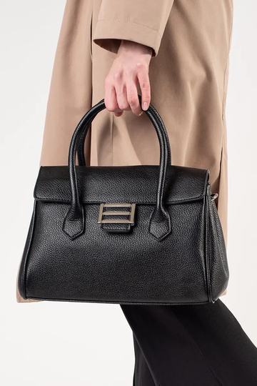 Schwarze Damenhandtasche... 2