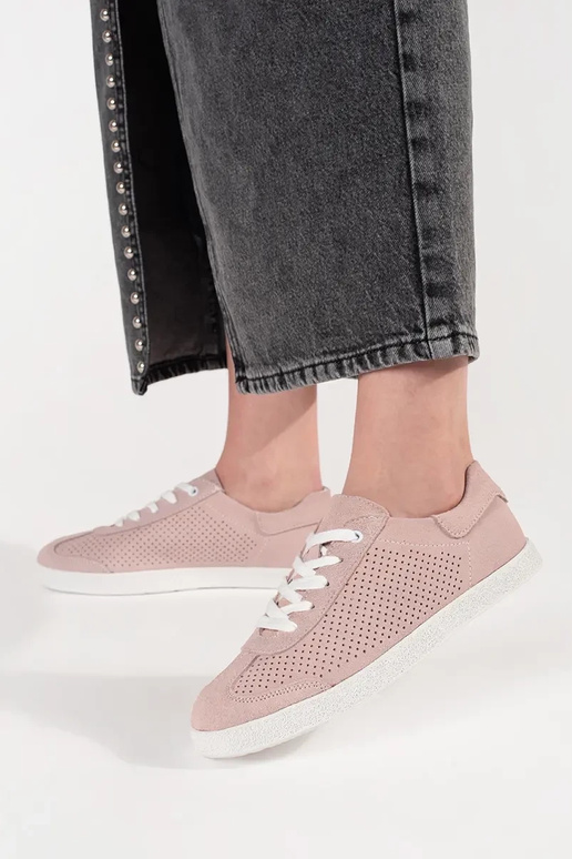 Helle, rosafarbene Ajour-Schuhe aus...