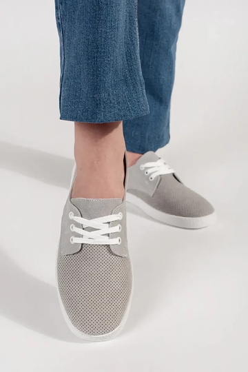 Graue Ajour-Schuhe aus... 2