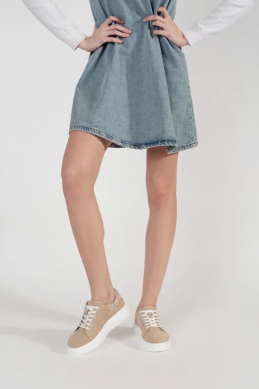 Leder Sneakers mit Lochmuster auf...