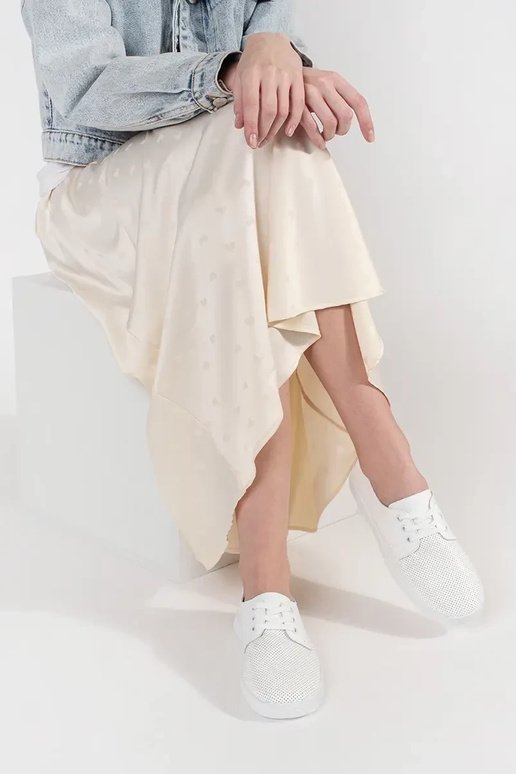 Weiße Ajour-Sneaker aus Naturleder Weiße Ajour-Sneaker aus Naturleder