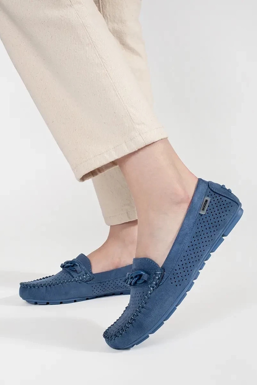 baltos spalvos dziurkoĮane oda... baltos spalvos dziurkoĮane oda...