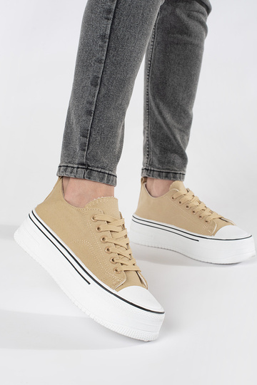 Sandfarbene Sportschuhe mit... 2