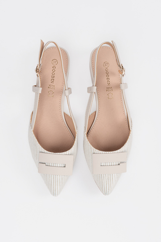 Weiße Sandalen mit offenem Absatz