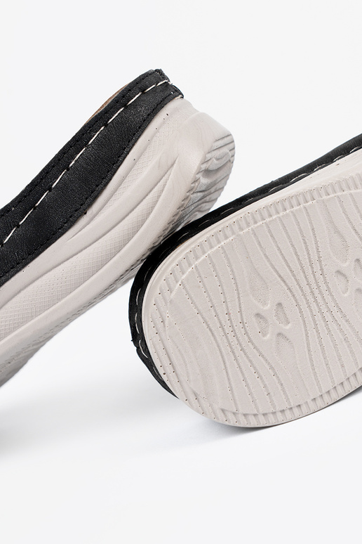 Damen Pantoletten mit dekorativen... Damen Pantoletten mit dekorativen...