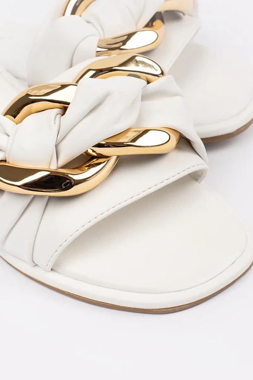 Flache Schlapfen für Damen in Weiß Flache Schlapfen für Damen in Weiß