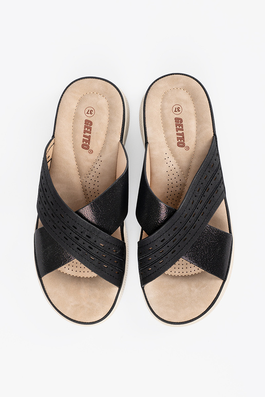 Pantoletten mit Plateau in Schwarz