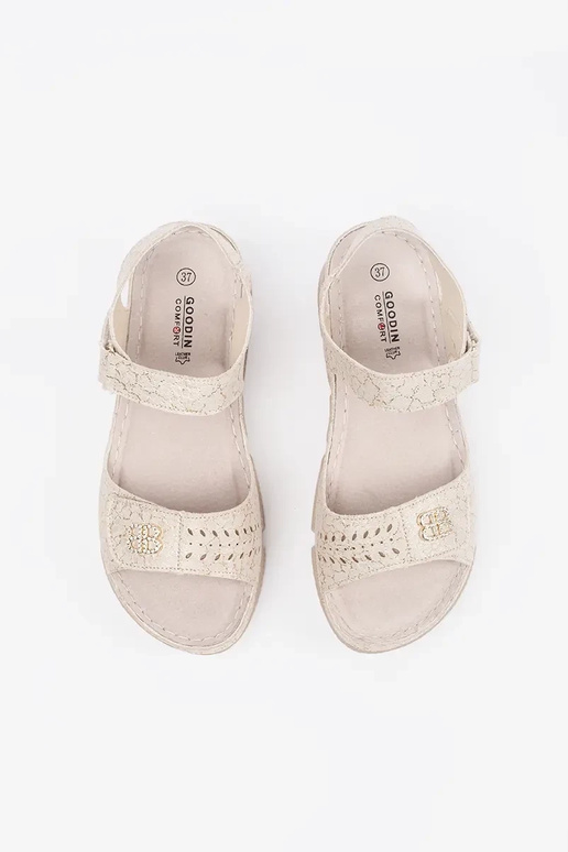 elfenbeinfarbene Sandalen für Frauen