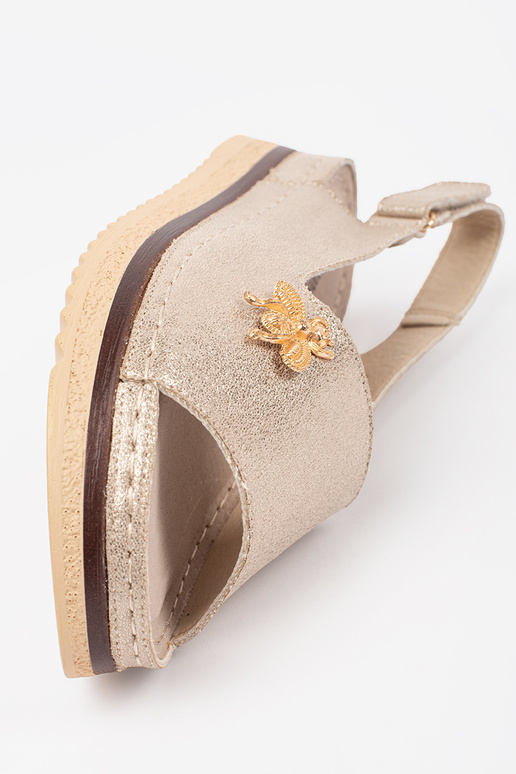 Goldfarbene Sandalen mit Plateau und... Goldfarbene Sandalen mit Plateau und...