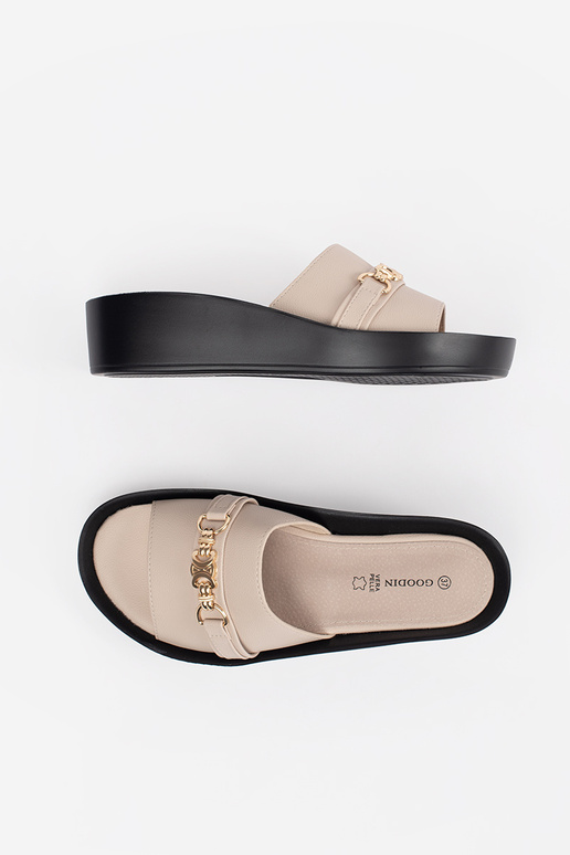 sandfarbene Slipper für Damen mit Kette