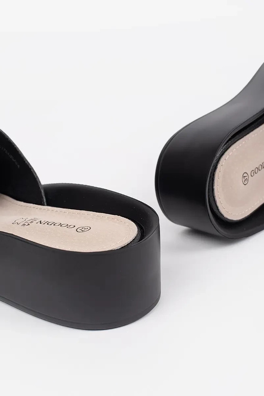 schwarze Damenflipflops mit Kette