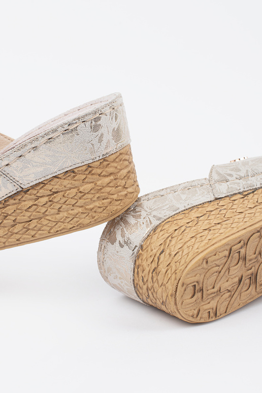 elfenbeinfarbene Wedgeslipper für Frauen elfenbeinfarbene Wedgeslipper für Frauen