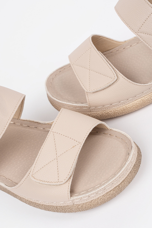Damen Sandalen in Elfenbein mit Velcro Damen Sandalen in Elfenbein mit Velcro