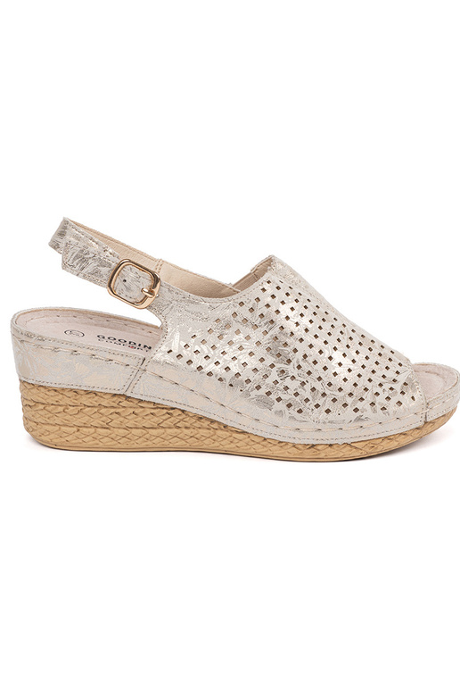 Sandalen in sandfarbener Farbe