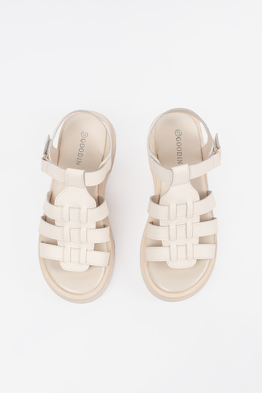 Leder-Sandalen mit Plateau in Sandfarbe Leder-Sandalen mit Plateau in Sandfarbe