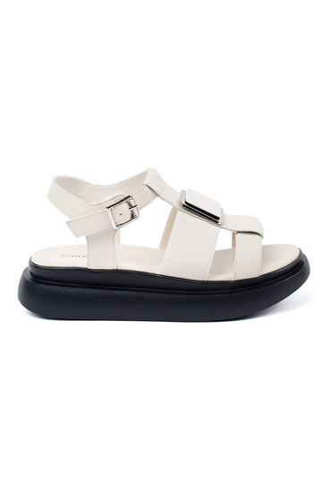 elfenbeinfarbene Leder...