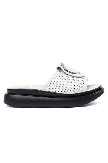 Bequeme Pantoletten in...