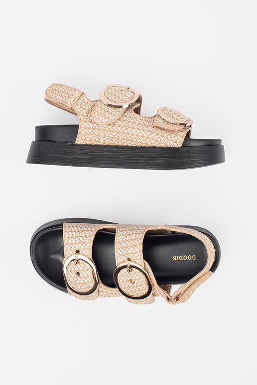 Beige Plateau-Sandalen mit kariertem... Beige Plateau-Sandalen mit kariertem...