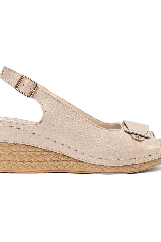 Sandfarbene Damengelsandalen auf... Sandfarbene Damengelsandalen auf...