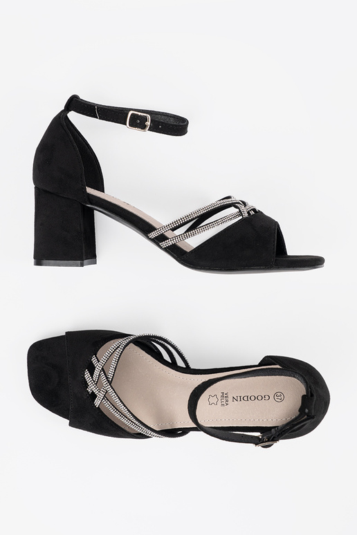 Schwarze Wildleder-Damen-Sandalen auf...