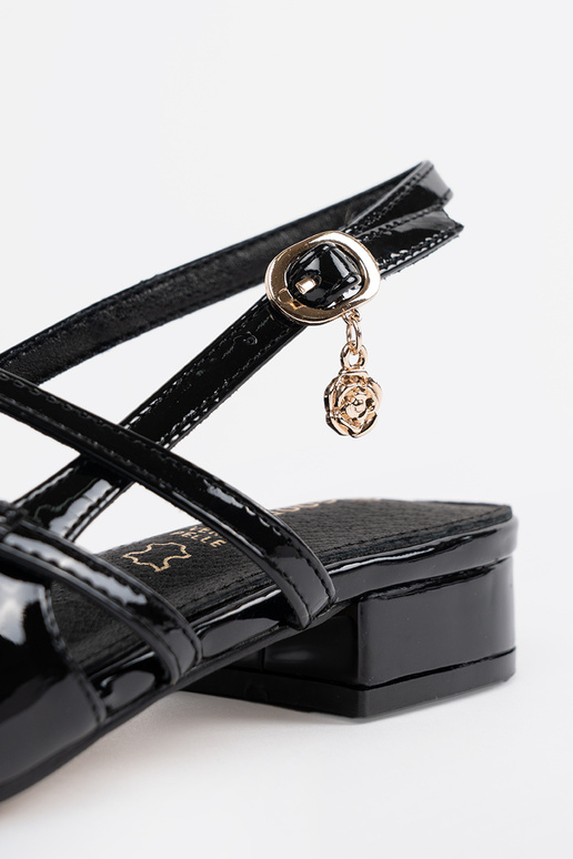 Lackierte Damen schwarze High Heels... Lackierte Damen schwarze High Heels...