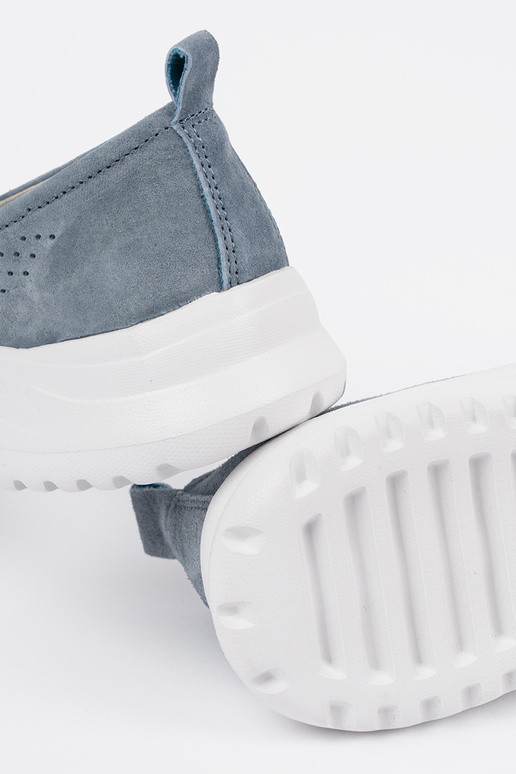 Lederne blaue Mokassins mit Plateau Lederne blaue Mokassins mit Plateau