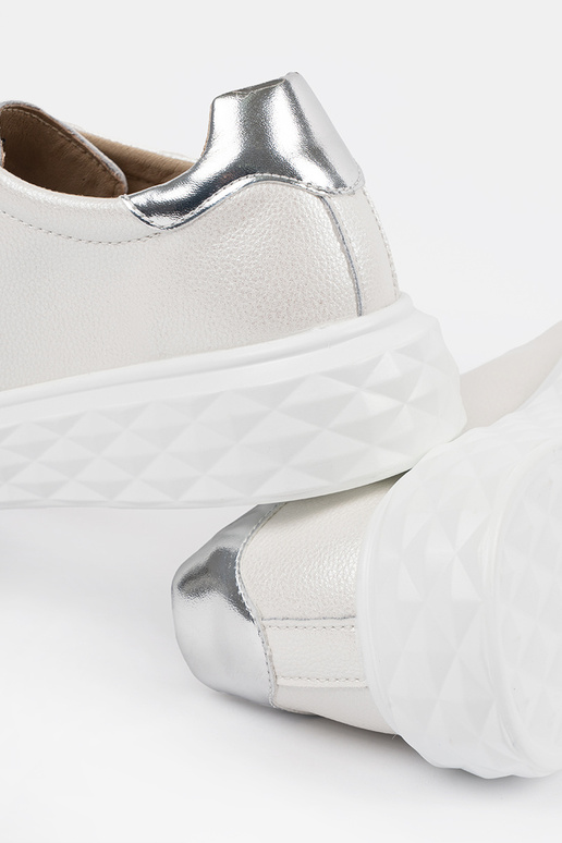 Weiße-silberne Leder-Sport-Schuhe von...