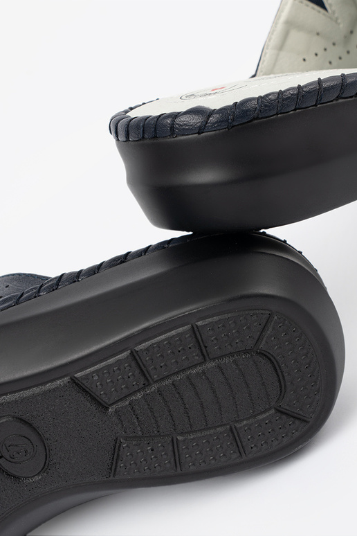 Hausschuhe mit Leder-Einsätzen in...