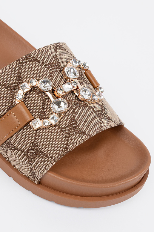 braune Farbe Hausschuhe ze zdobieniem