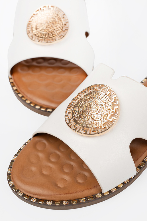 Hausschuhe Zueiße Farbe mit Goldbesatz