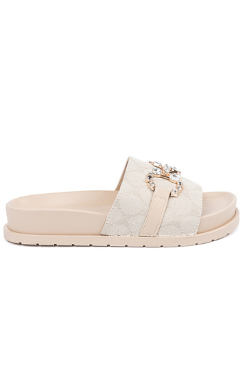 elfenbeinfarbe Hausschuhe...