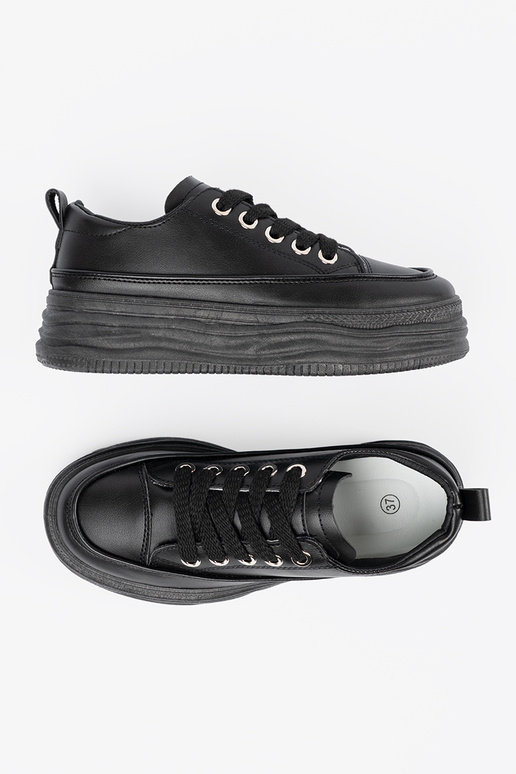 Schwarze Freizeit-Schuhe mit Plateau