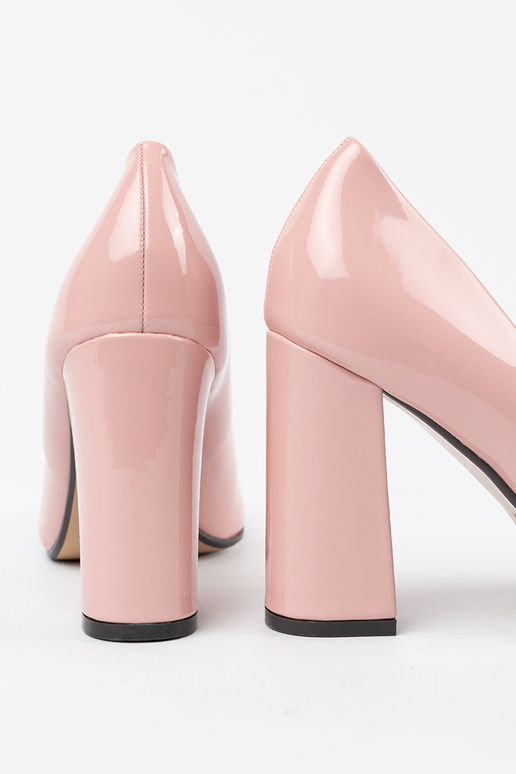 Rosa lackierte High Heels