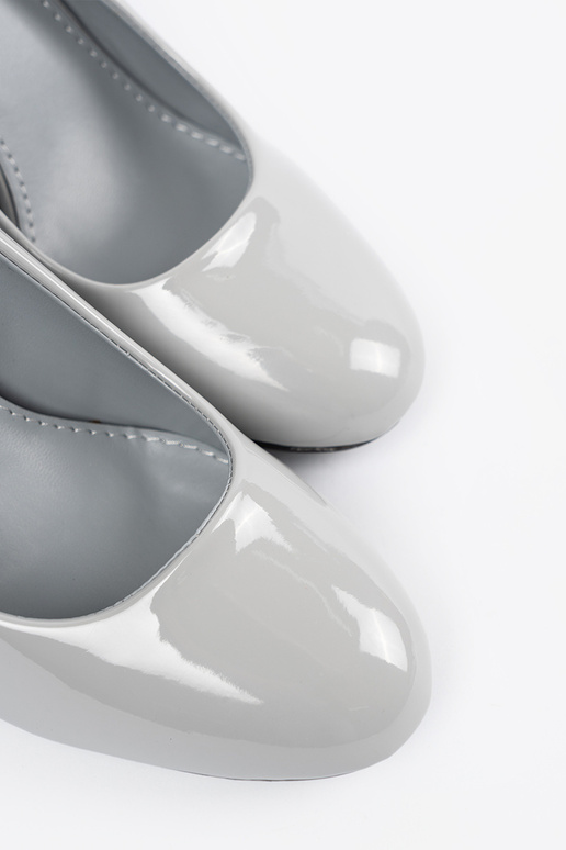 Graue lackierte High Heels Graue lackierte High Heels