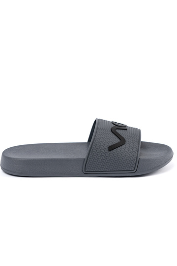 graue Farbe Hausschuhe mit einer Notiz 2