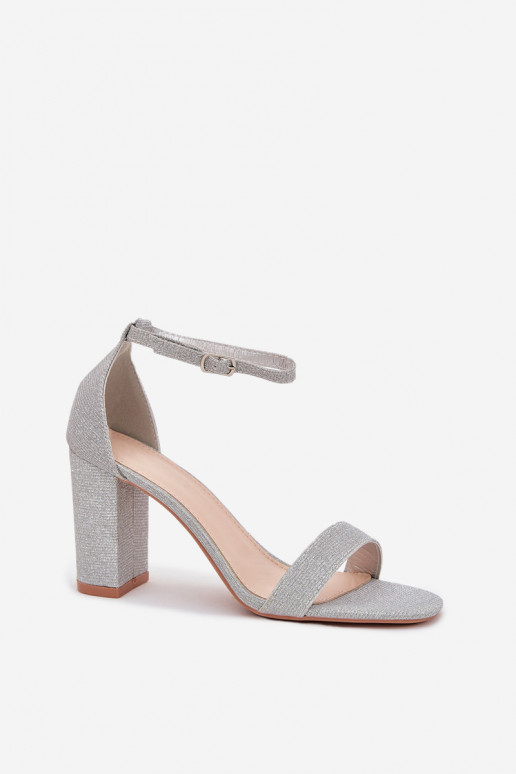 mit Glanz Damen-Sandalen mit hohen Absätzen Silberfarbe Kavina mit Glanz Damen-Sandalen mit hohen Absätzen Silberfarbe Kavina