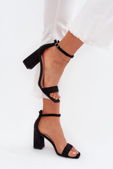 Damen High Heels Sandalen aus Eko-Suede, schwarz Elirae 2