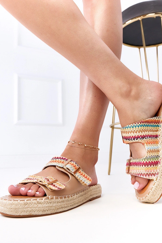 Blaue gehäkelte Pantoletten mit...