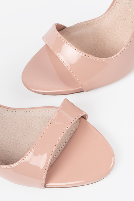 mit Lackeffekt High Heels open toe mit Lackeffekt High Heels open toe
