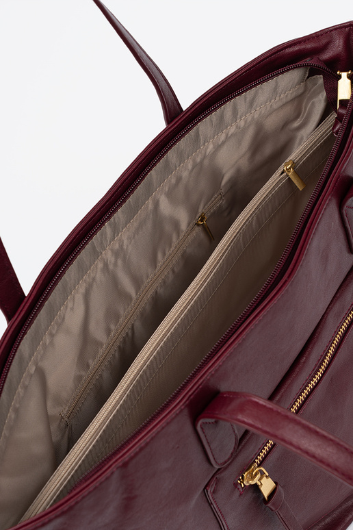 Burgund Handtasche ze goldenmi elementami Burgund Handtasche ze goldenmi elementami