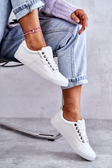 Niedrige Damen-Ledersneaker Big Star KK274005 in Weiß
